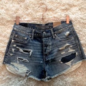 NWT AMERICAN EAGLE VINTAGE HI-RISE CUTOFF SHORTS